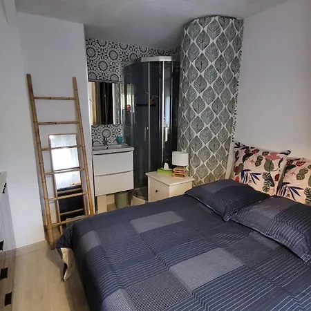 Le Laurier Rose Apartment